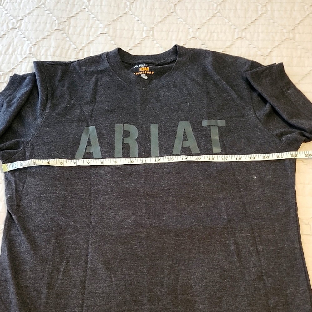 Ariat Graphite Gray Short Sleeve Tee Casual Comfort